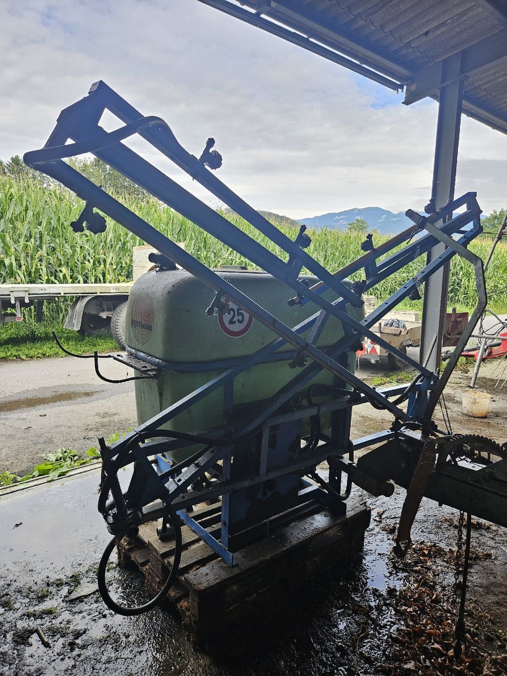 Tutte le macchine: Feldspritze – Usato da Oberriet SG venduto da Deutz5120 2