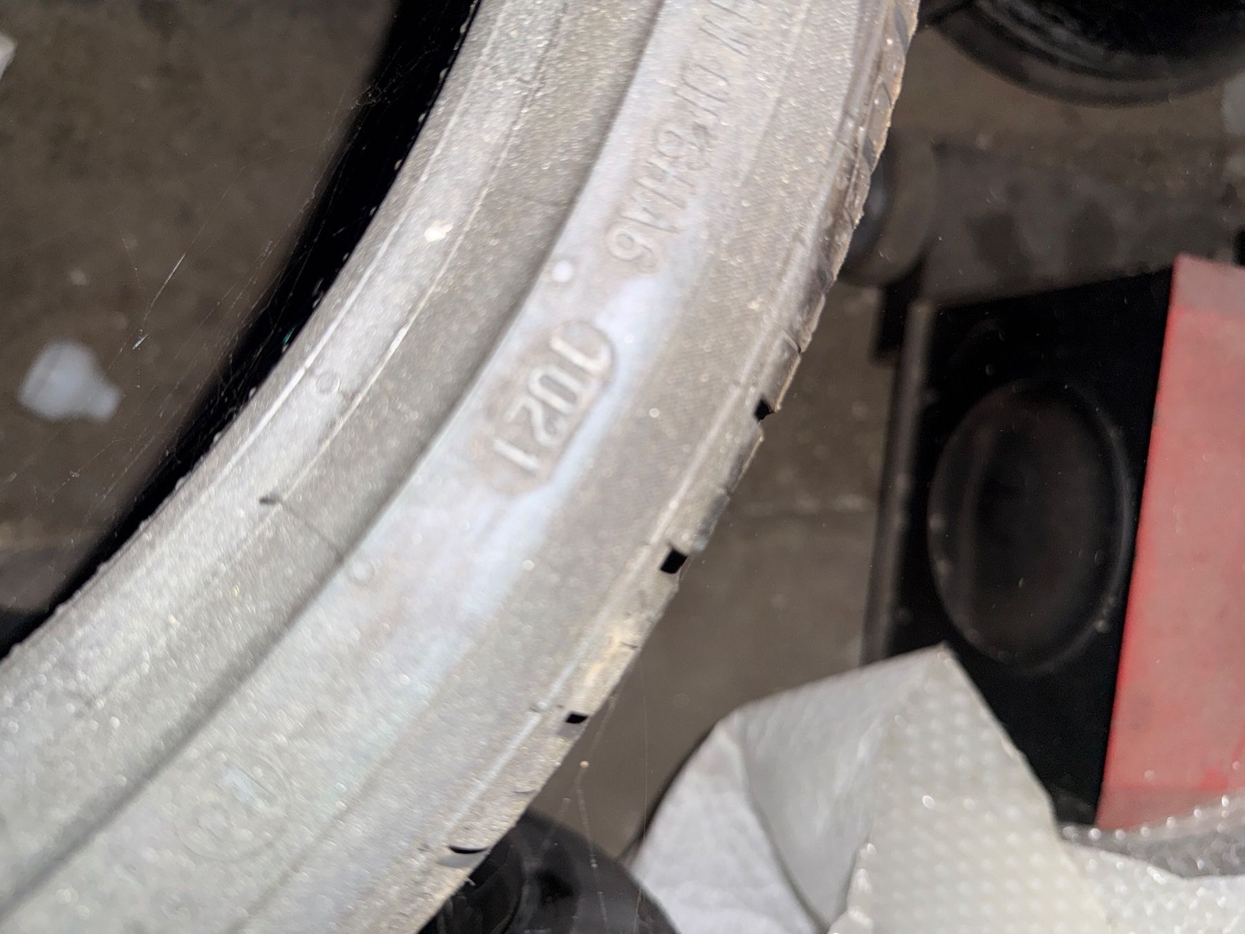 Pneus & Kompletträder: 255/30 R19 – Gebraucht aus Lenzburg von mpt_qr6v 1