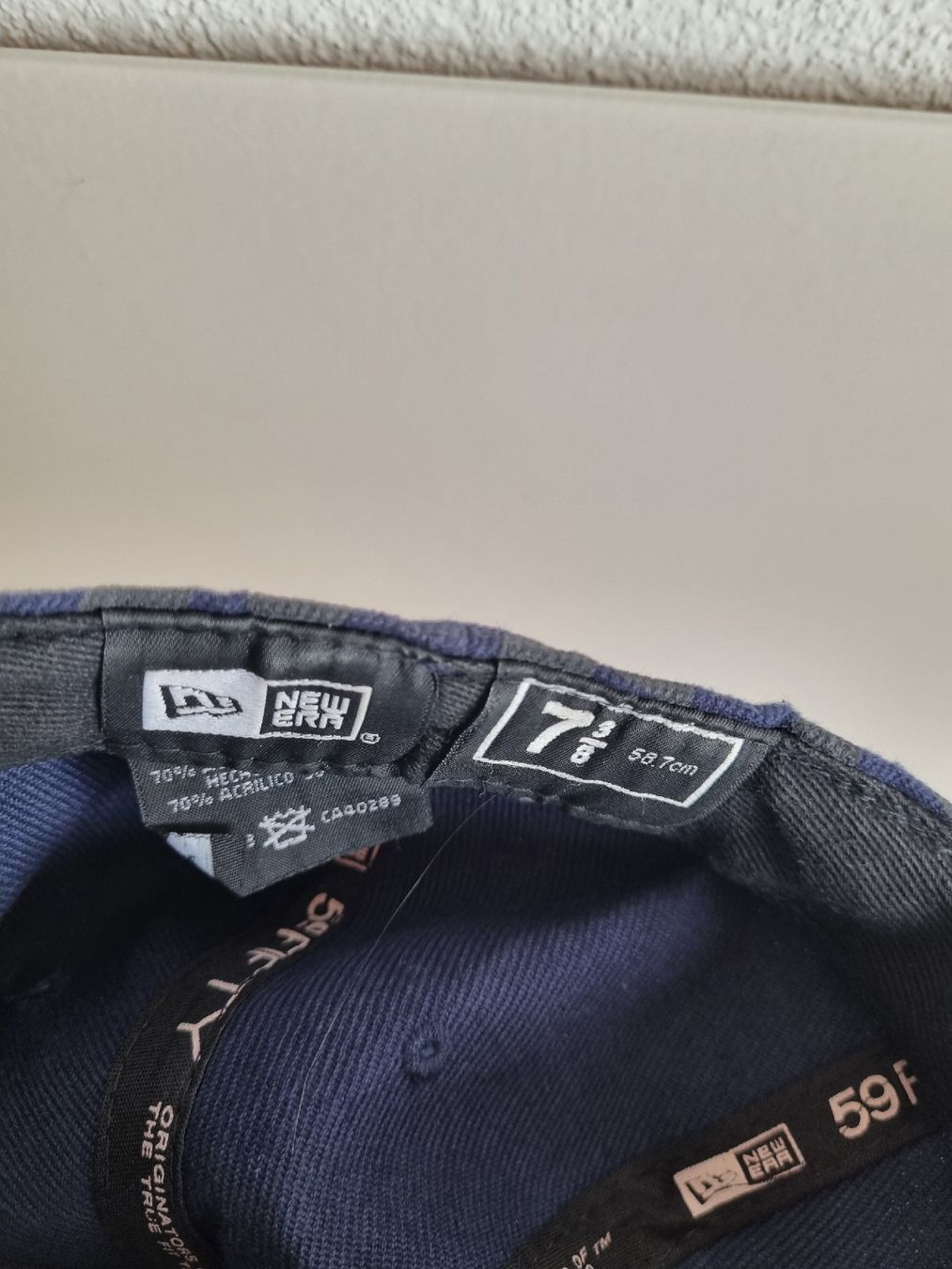 Sonstige Kleidung & Accessoires: New Era Cap von Red Bull – Gebraucht aus Schüpfen von marou4 3
