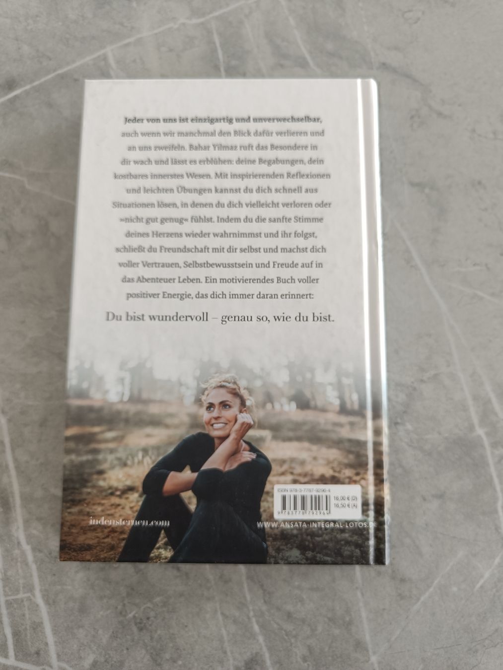 Libri: DU WIRDEST IN DEN STERNEN GESCHRIEBEN, BAHAR YILMAZ – Usato da Emmen venduto da kat_q67m 1