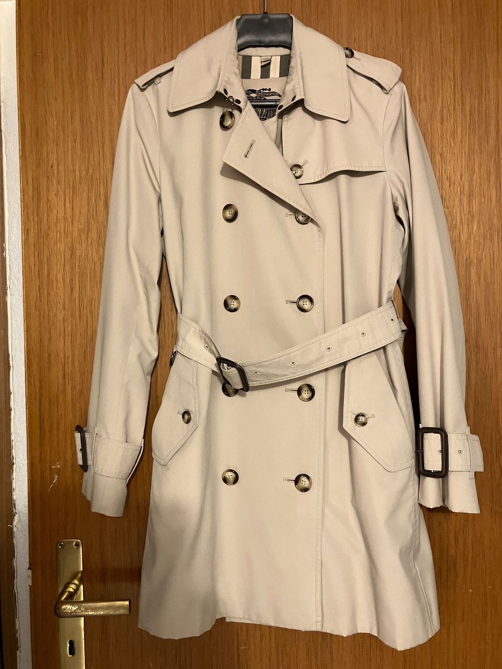 Burberry Cappotti: Burberry - trench 3/4 – Usato da Vich venduto da SophieCo