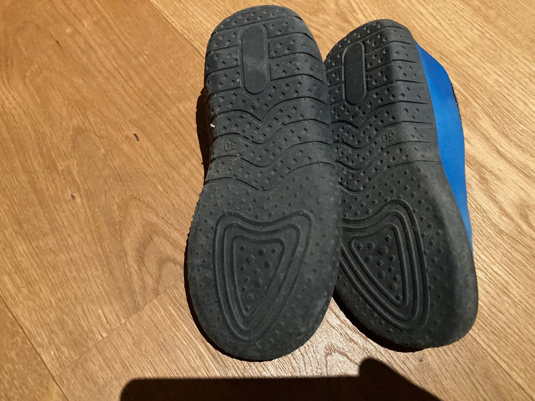 Scarpe per ragazzi: Paw Patrol Badeschuhe – Usato da Bülach venduto da Stellina72 1