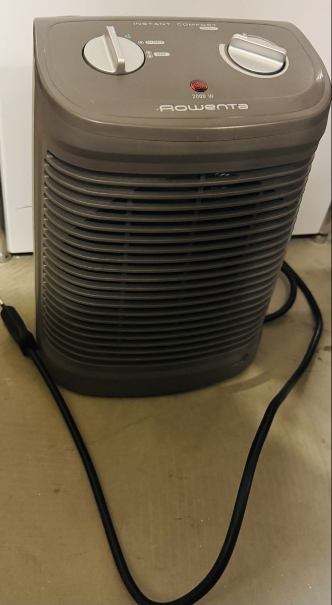 Rowenta Radiatori: Riscaldatore Rowenta Instant Comfort Compact 2000W – Usato da Volketswil venduto da mau_9pxs