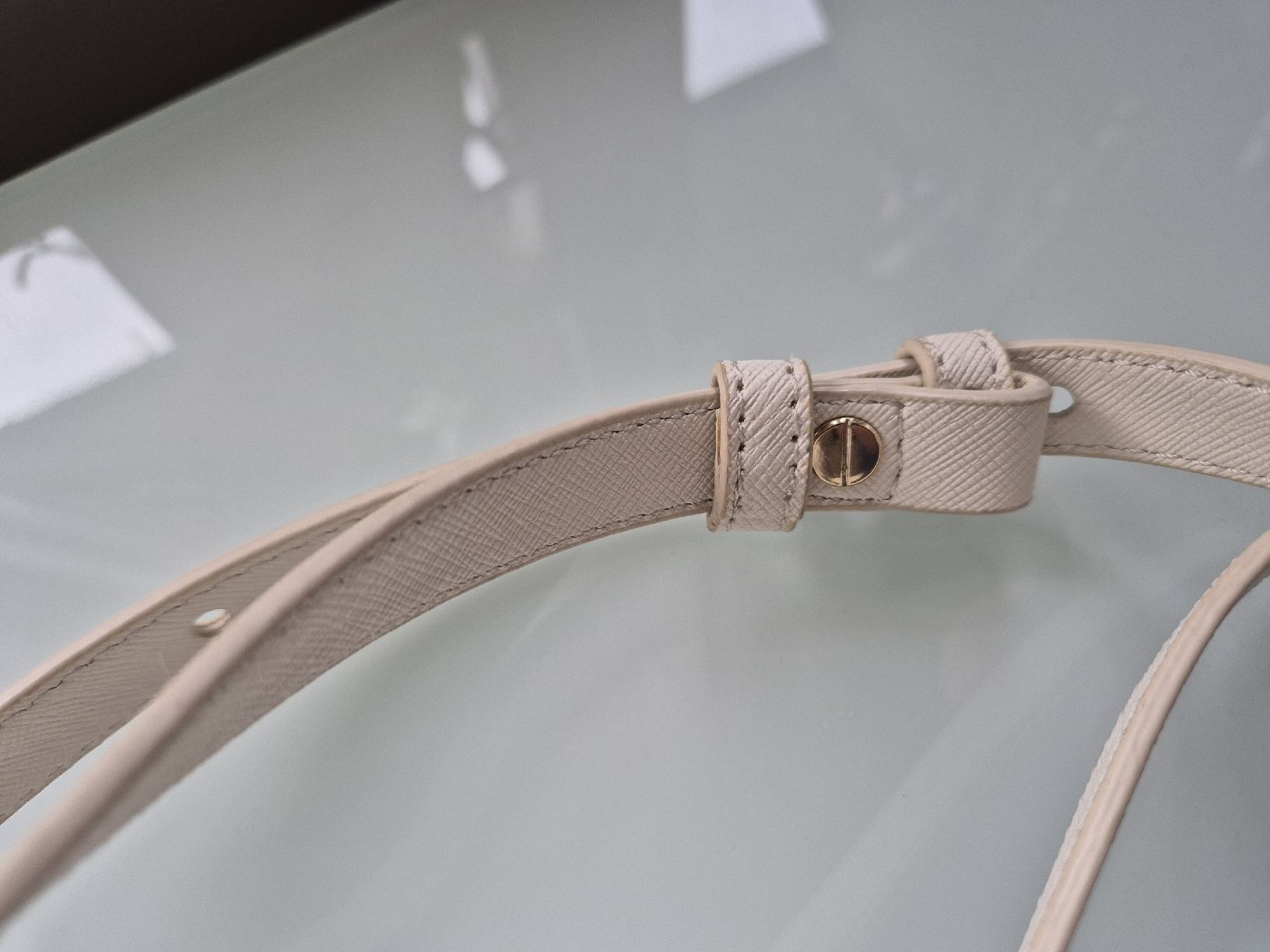 Tommy Hilfiger Taschen für Damen: Tasche – Gebraucht aus Ebmatingen von Gelegenheit77 3