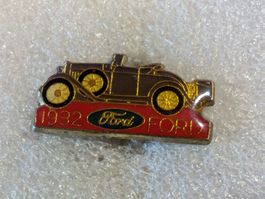 Ansteckpin 112: Auto Oldtimer Ford