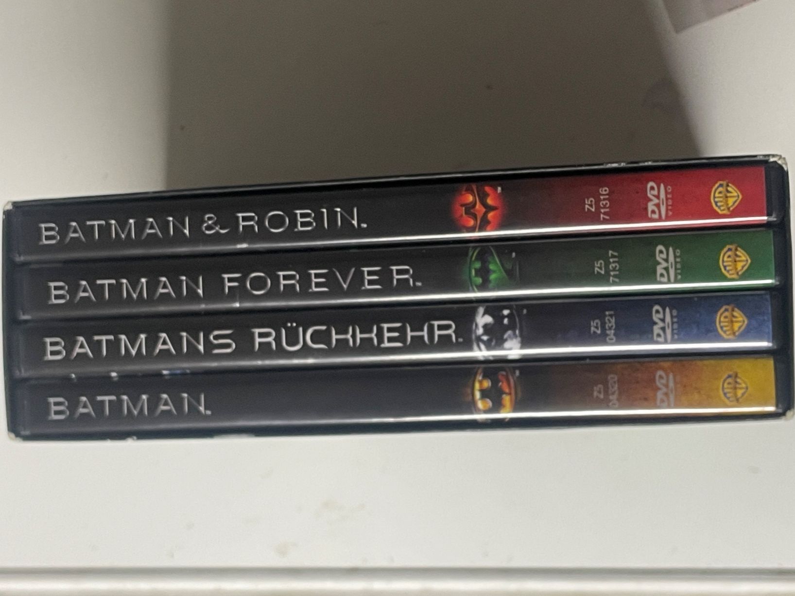 Tutti i DVDs: Batman 1-4 – Usato da Muri b. Bern venduto da AdidasCollector 3