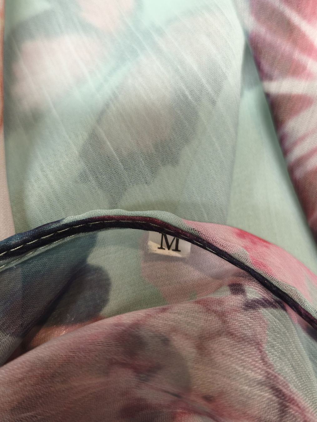 Camicette: Bluse mit Blumenmuster mint Grösse M guter Zustand – Usato da Emmetten venduto da SecondhandSiska 3