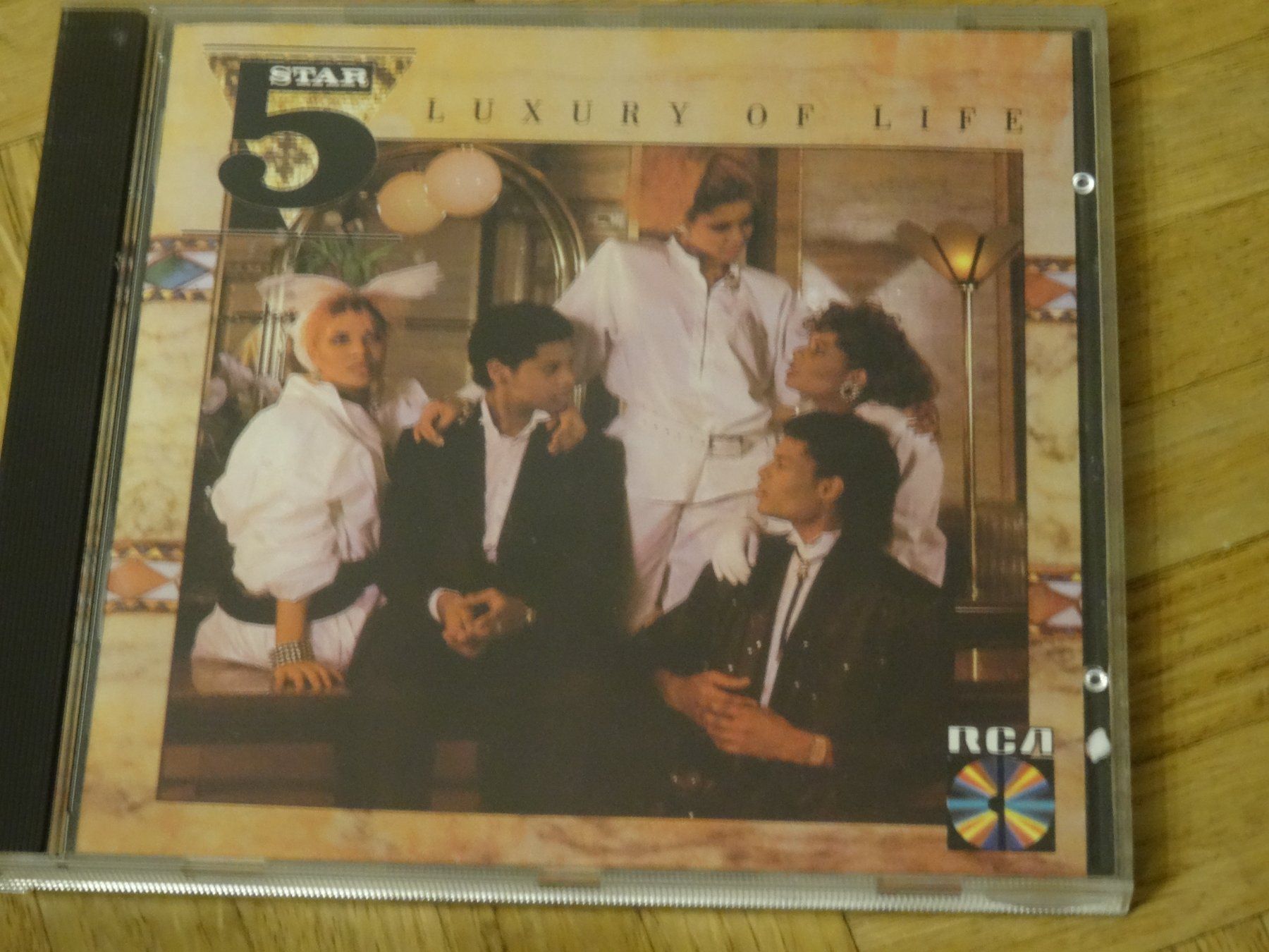 CDs: Fivestar - Luxury of Life CD – D'occasion à Olten par Disc-Ausverkauf