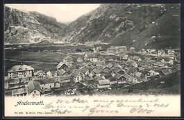 Andermatt, Ortsansicht im Sonnenschein