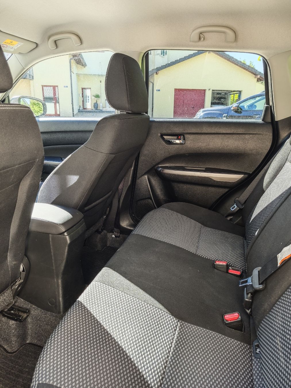 Suzuki Autos: Suzuki Vitara – D'occasion à Echallens par rge_mc6n 5