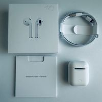 Original Apple AirPods 2 Kopfhörer Wireless Lightning Kabel