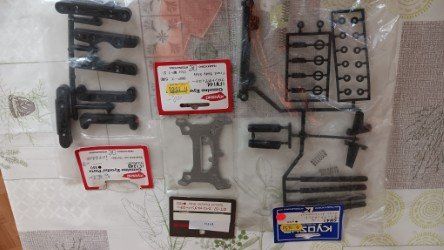 Kyosho Modellismo RC: DIVERS GRAPPES KYOSHO – Nuovo e nell'imballaggio originale da Petit Lancy venduto da Sebomo