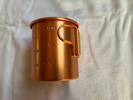 Titantasse für Camping