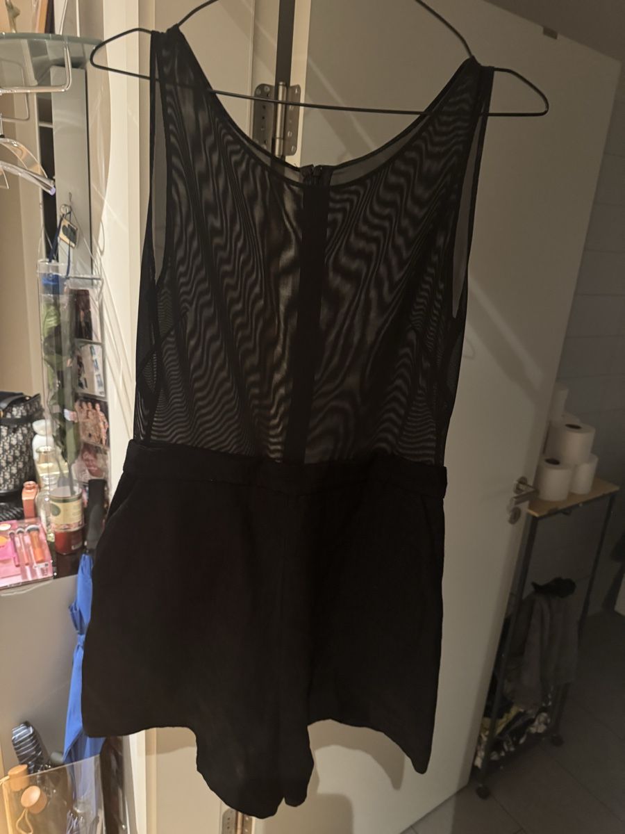Maje Tute: Jumpsuit schwarz Maje Grösse 2 in 1 – Usato da Zürich venduto da mir_7mpq