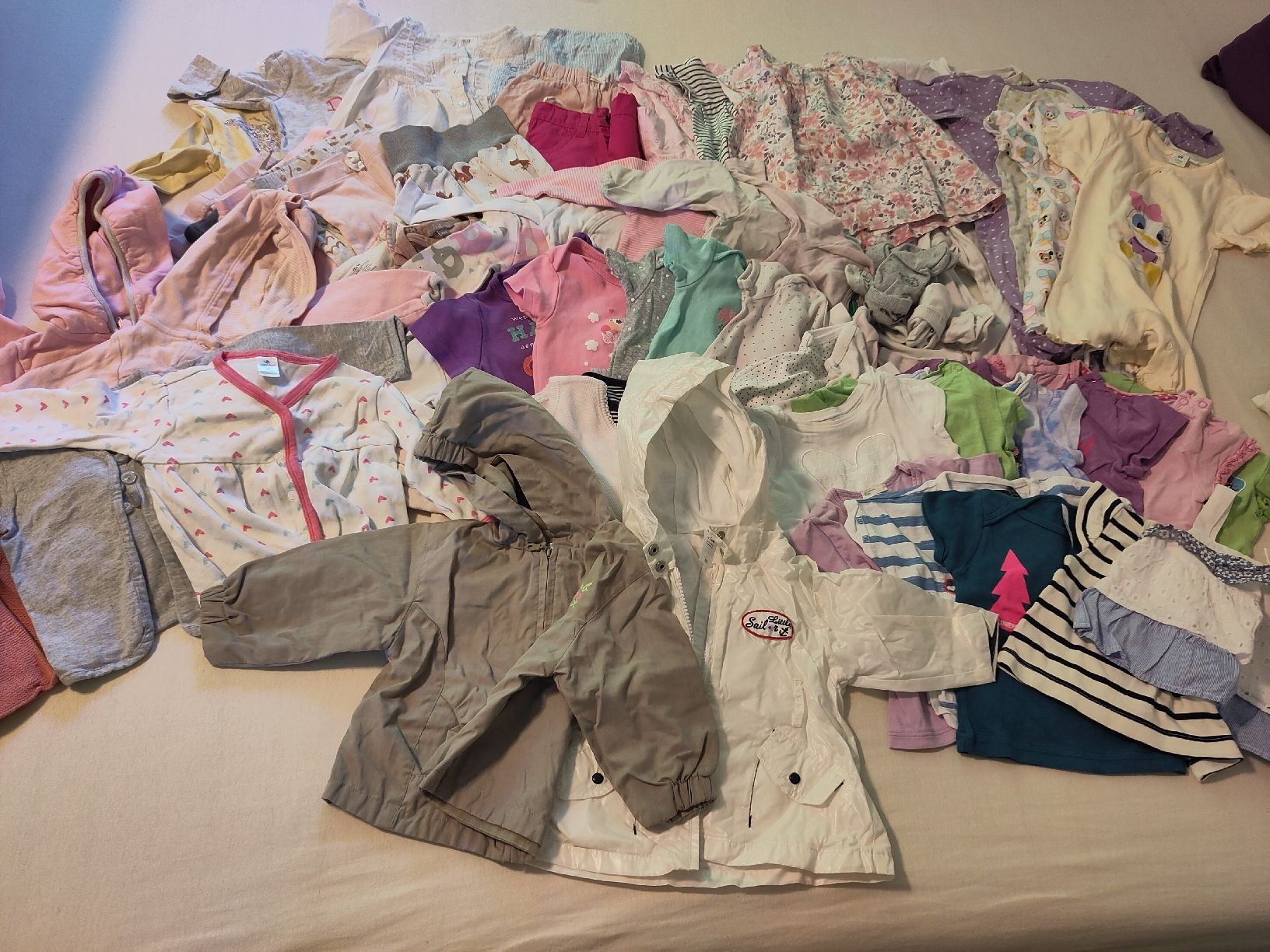 Lotti & Set di vestiti: Kleiderpaket, Sommer, Mädchen Gr. 68 – Usato da Eglisau venduto da hei_st7g 1