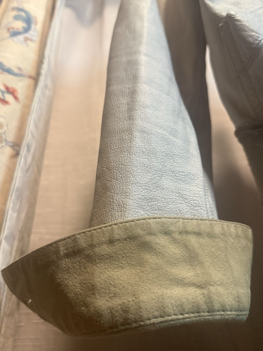 Bally Giacche: Reversible Bally jacket beige white used condition – Usato da Montreux venduto da MYstiq_boutiq11 2