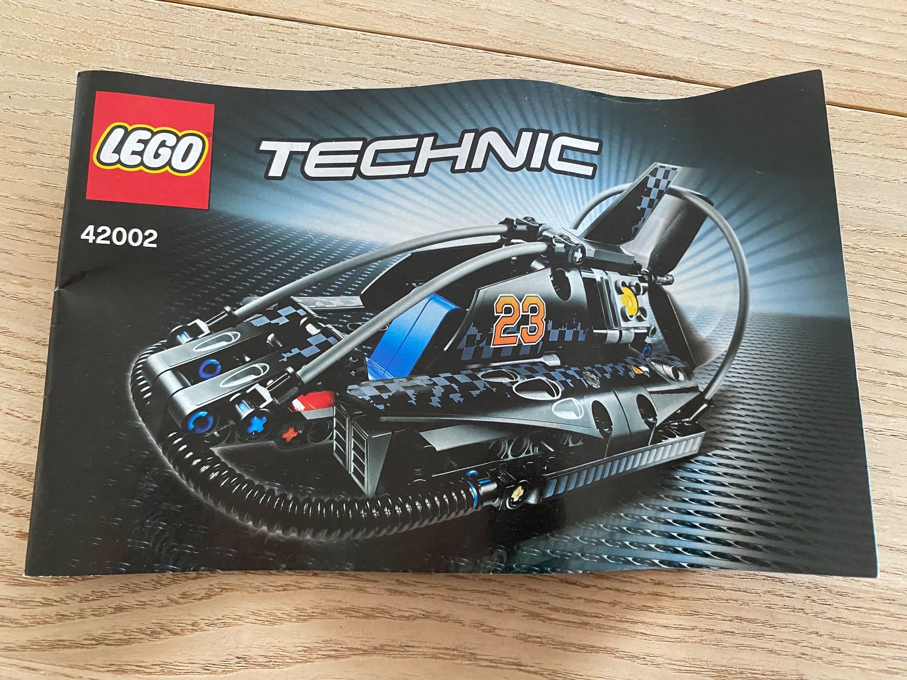 Lego Kit di costruzioni: LEGO Technic 42002 Hovercraft und Flugzeug – Usato da Rüschlikon venduto da Emma01 5