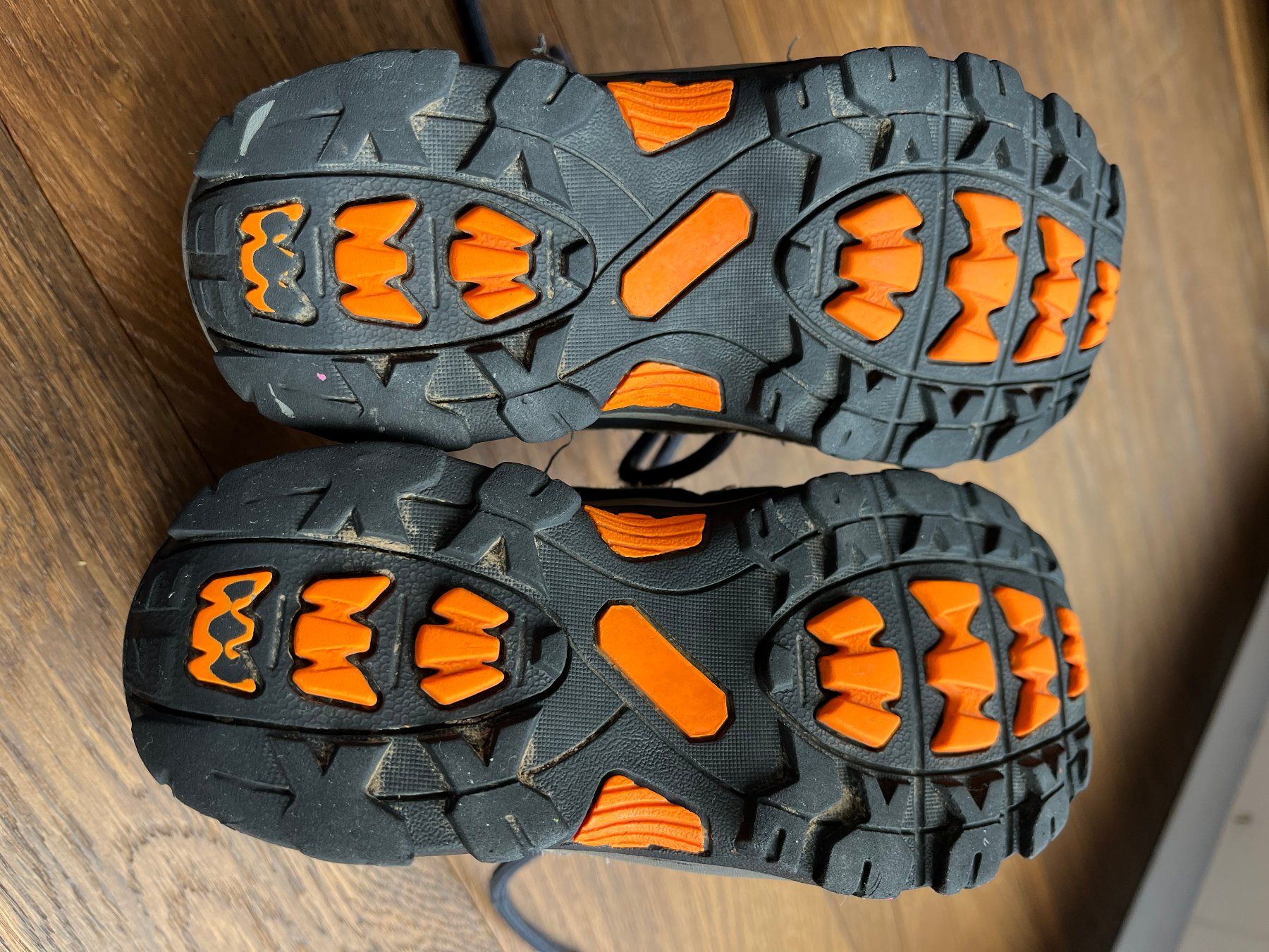 Trevolution Scarpe per ragazzi: Schuhe Wanderschuhe Trekkingschuhe Trevolution Gr. 29 – Usato da Affoltern am Albis venduto da Blackrhythm 2