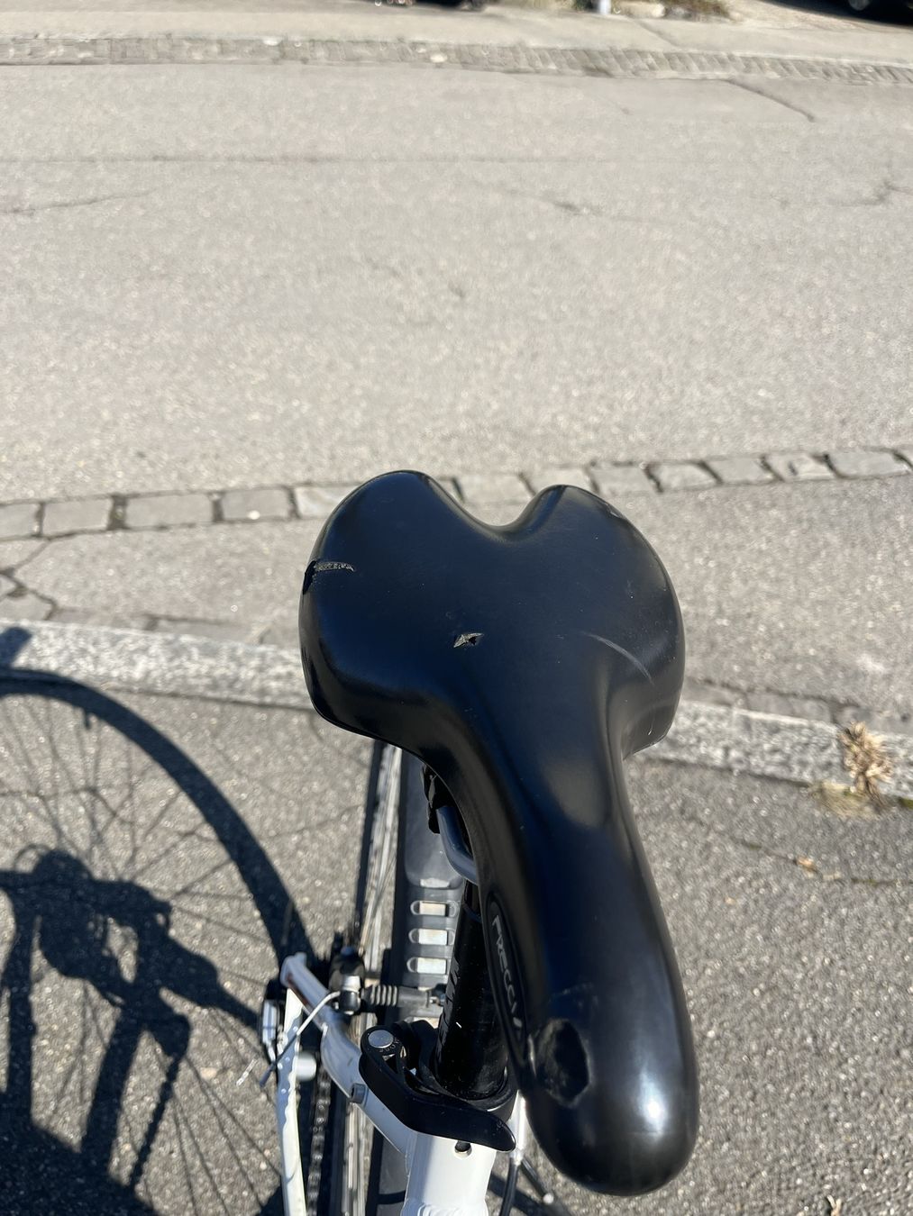 KTM Biciclette: KTM Velo: Weiss, 27 Gänge, Rahmengrösse 51 – Usato da Zürich venduto da seb_fzp9 6