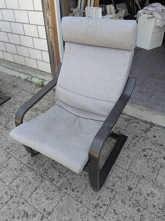 Poltrone: Ikea Poäng Sessel und Hocker grau – Usato da Wettingen venduto da S_Runa