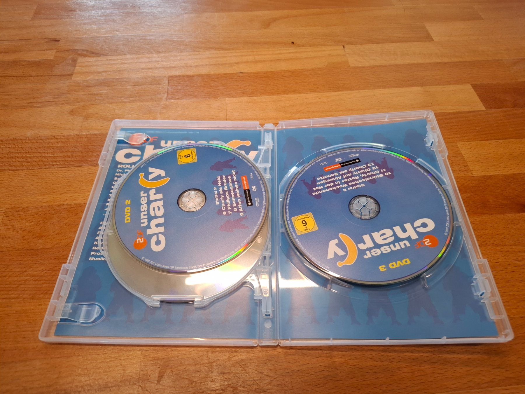 Tutti i DVDs: Unser Charly DVD-Box Staffel 2 – Usato da Signau venduto da mw91 3