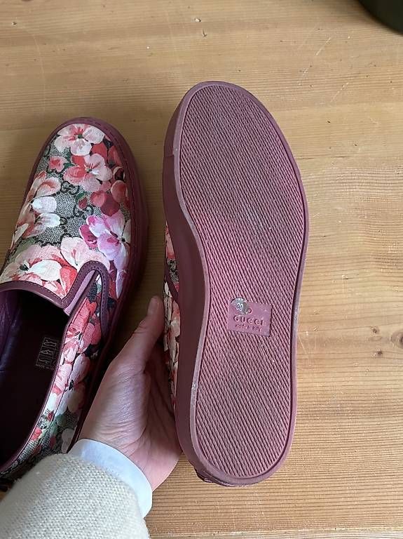 Gucci Scarpe da donna: Gucci Bloom Slip on Sneaker Grösse 39 – Usato da Basel venduto da selise 2