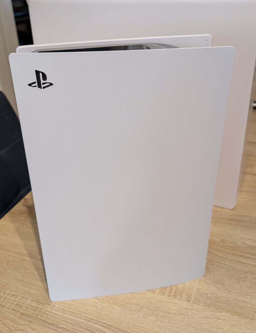 Sony Konsolen: PS5 PlayStation 5 Digital Edition 825 Go – Neu (gemäss Beschreibung) aus Bramois von Zherkk 1