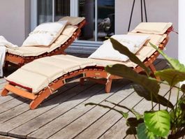 Liege Holz verstellbar inkl. Liegekissen.
