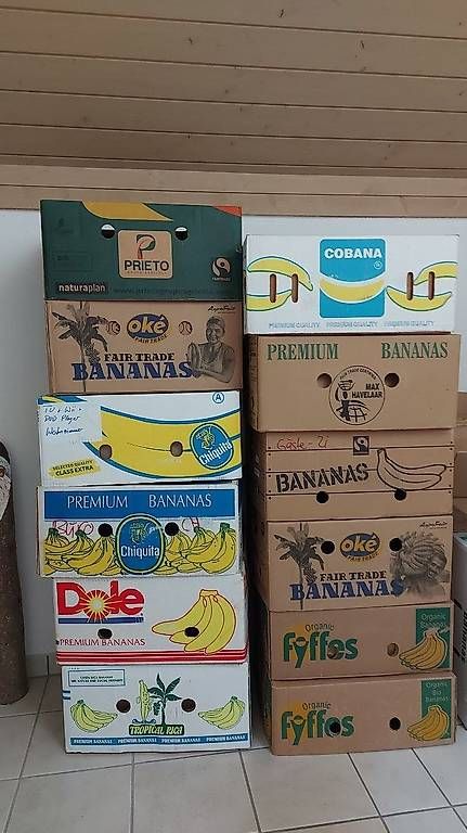 Kartons: 13 Bananenschachteln einzeln oder alle zusammen – Gebraucht aus St. Peterzell von Saheti