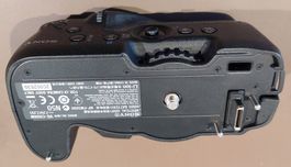 Sony VG-C33AM Vertikalgriff / Batteriehalter
