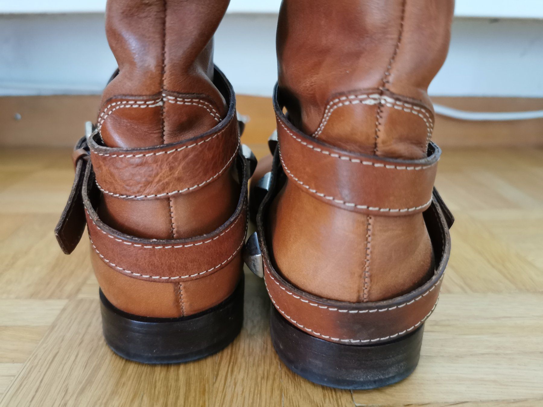 Scarpe da donna: Stiefel echt Leder Gr. 37 1/2 – Usato da Stäfa venduto da flamingo_17 6