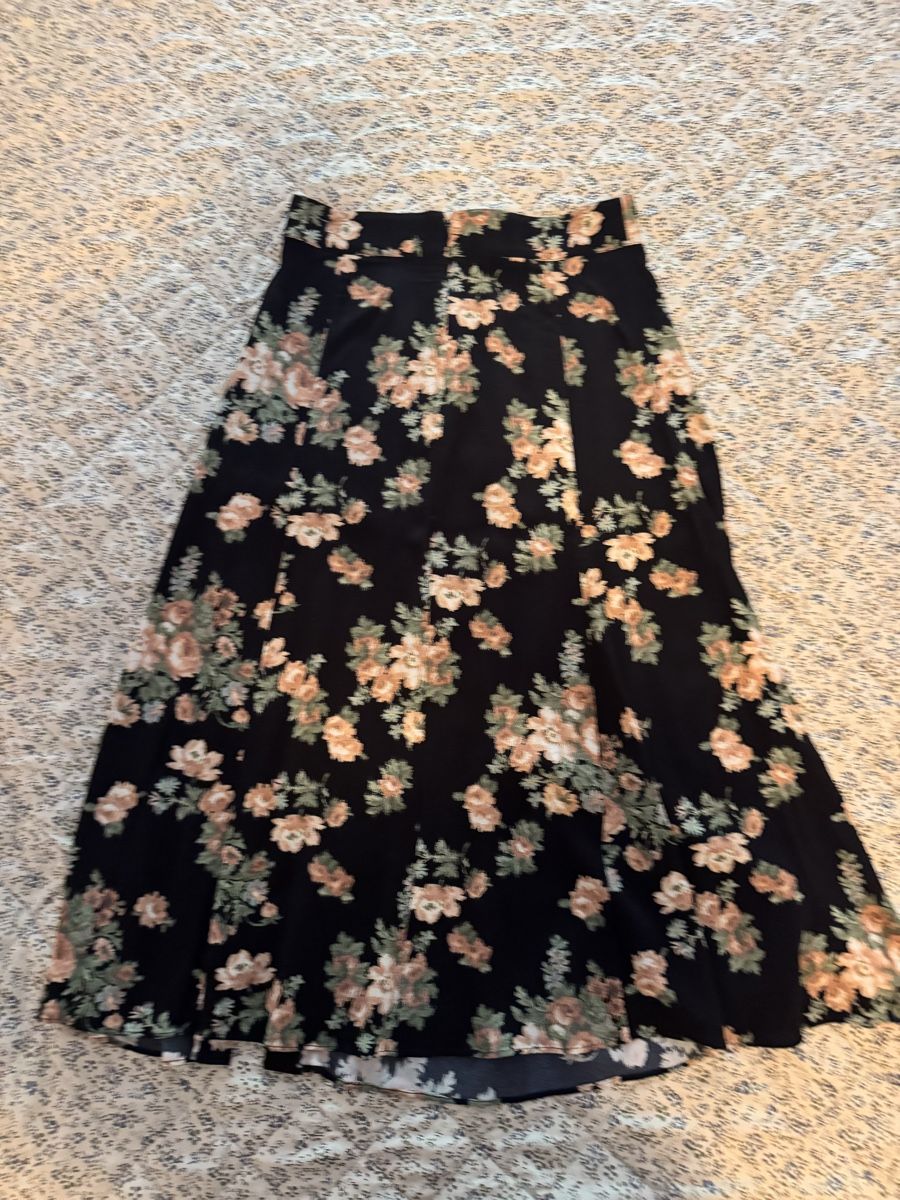 Sezane Röcke: Sézane Tabata Skirt – Gebraucht aus Aarau Rohr von ash_m7hq 1