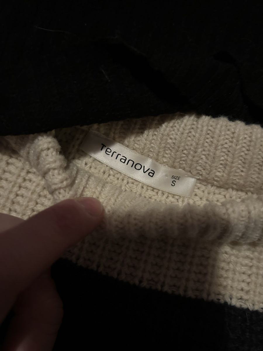 Maglioni & Felpe: Pullover, Gr. S, 3 Stk. – Usato da Hallwil venduto da Zoeizy 3