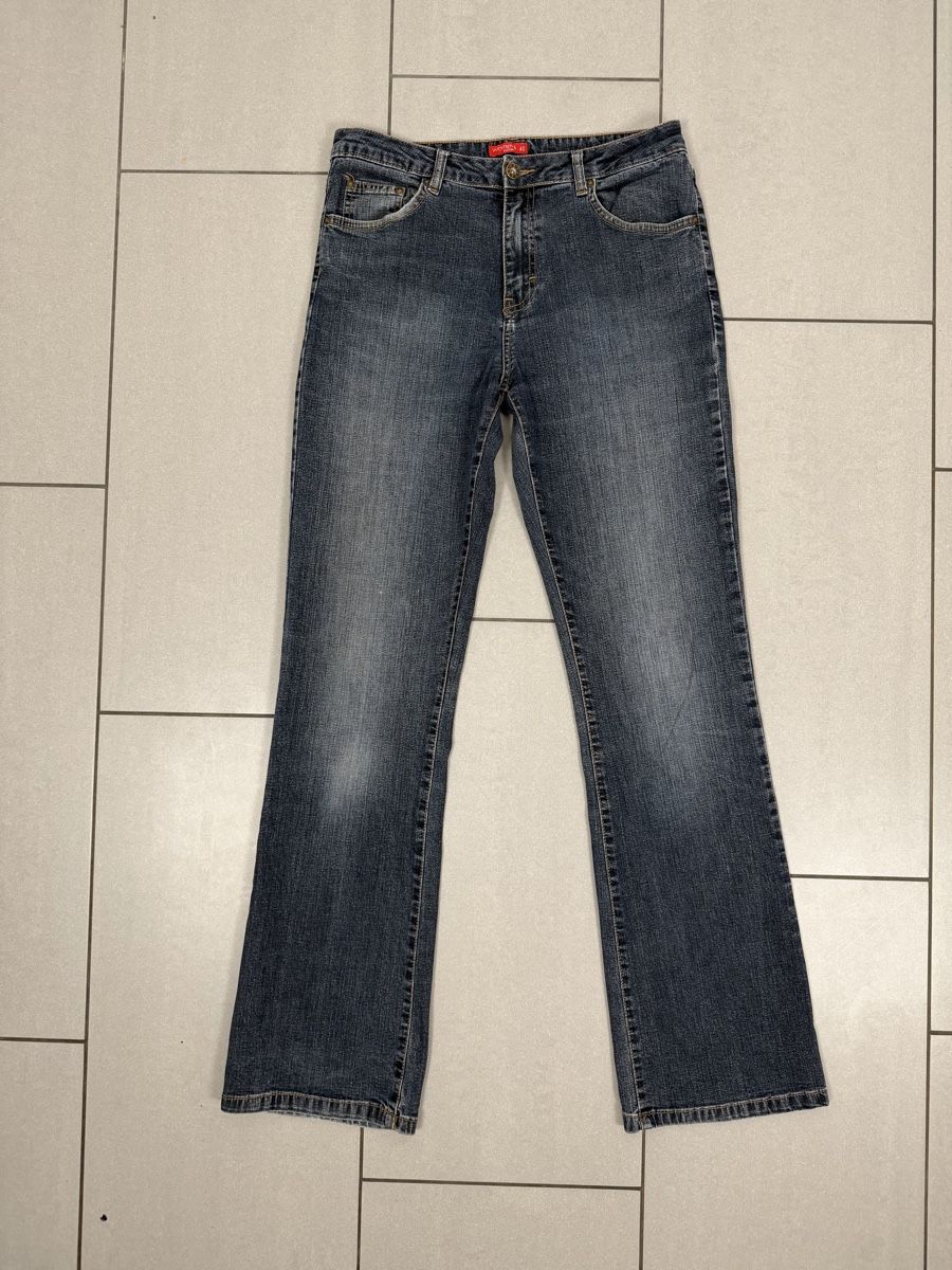 Jeans: Bootcut Jeans y2k  Size 40, Dark Blue – Usato da Knonau venduto da Grapesvintage 5