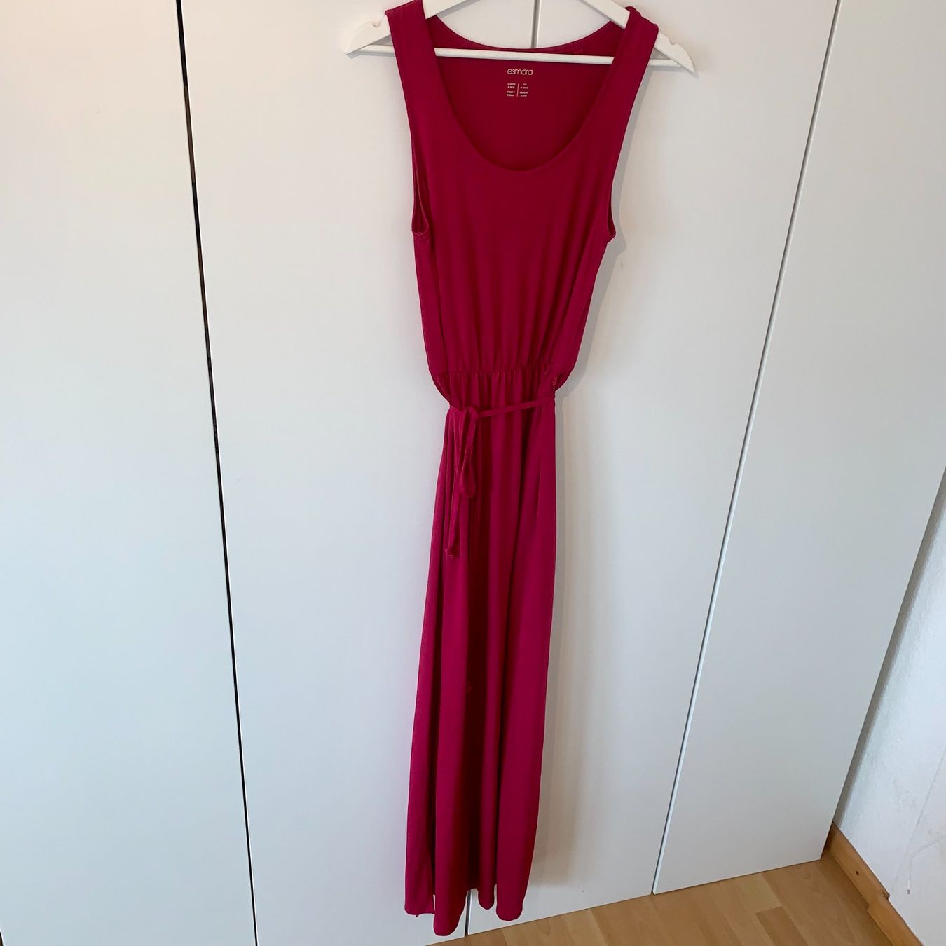 Vestiti: Magenta Langes Kleid Gr. 36/38 – Usato da Thalwil venduto da san_685y 2