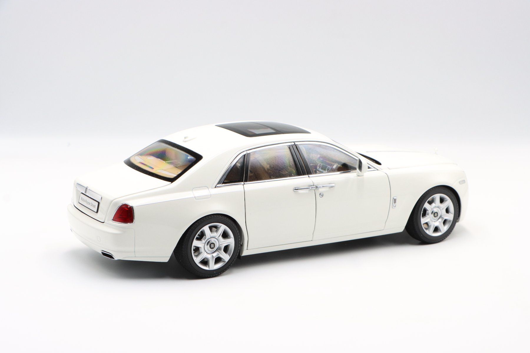 Rolls Royce Modellini d'auto: Rolls Royce Ghost 2011 1:18 Kyosho – Nuovo e nell'imballaggio originale da Bühl b.Aarberg venduto da modelldiecast 6