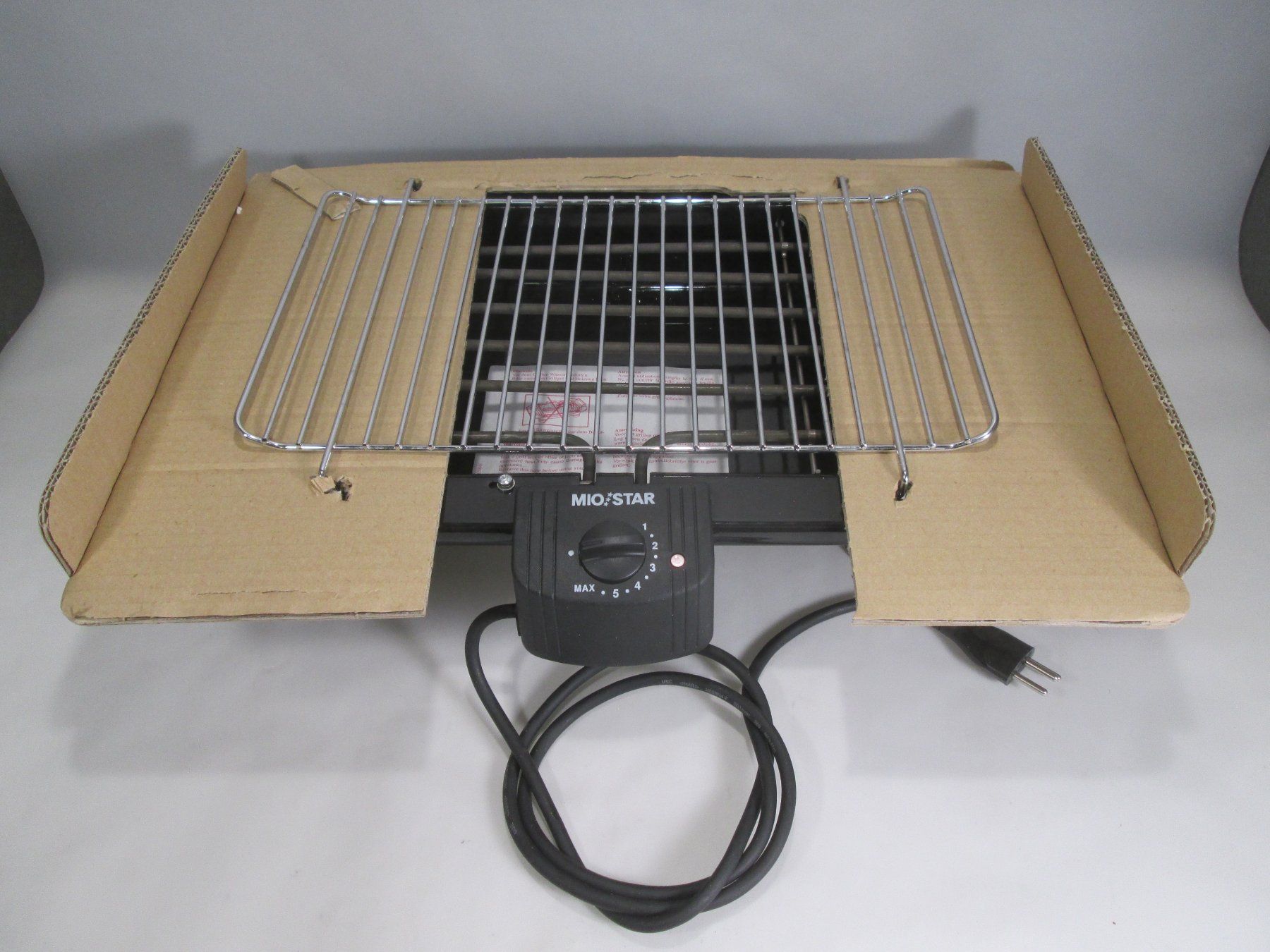 Griglie: Tischgrill / Gartengrill - NEU & OVP – Nuovo e nell'imballaggio originale da Rapperswil SG venduto da designandmore 1