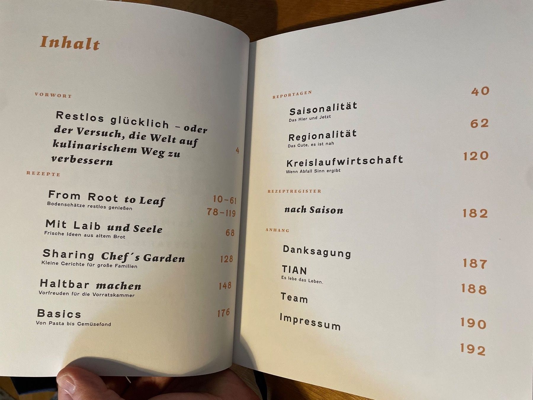 Libri: Ivic. Restlos glücklich – Usato da Zürich venduto da WWehrle 1