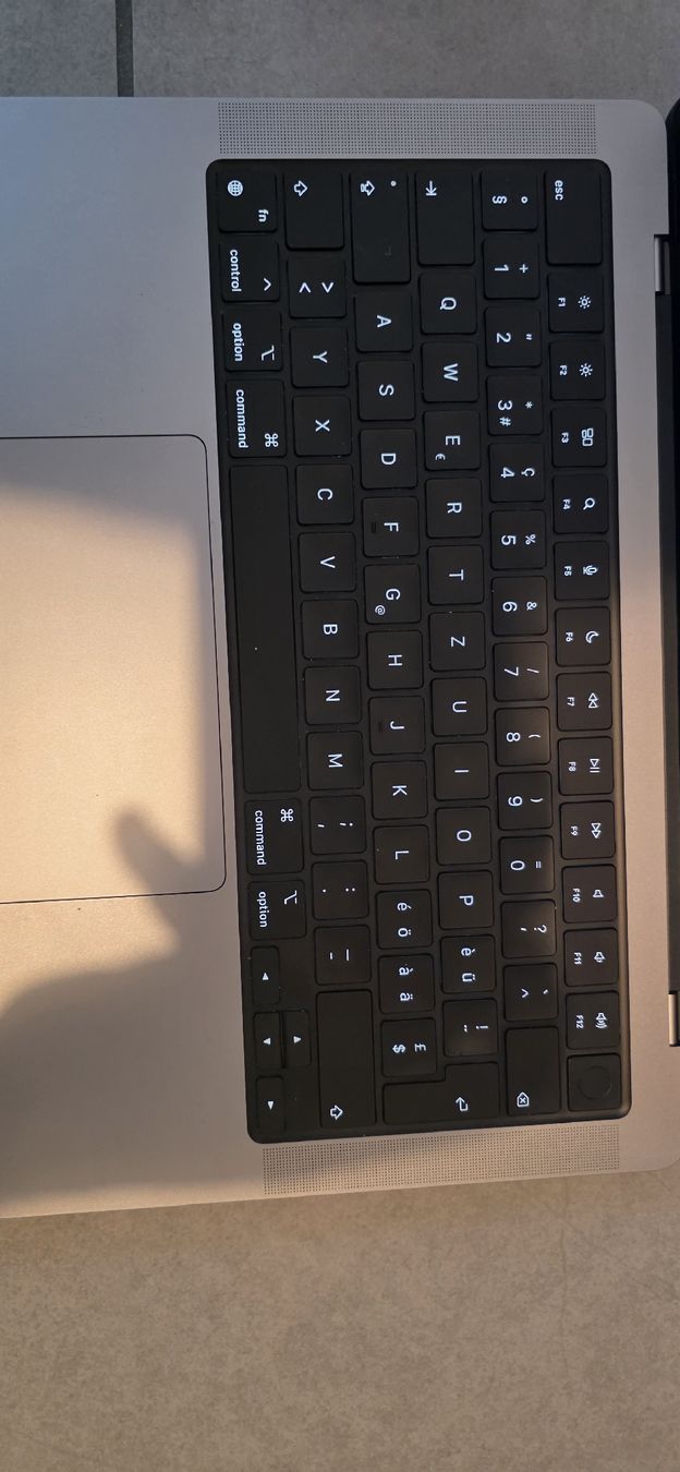Apple Notebooks: Apple MacBook Pro 14 Zoll  – Neu (gemäss Beschreibung) aus Frauenfeld von s_mv 4