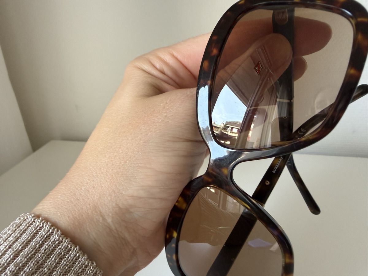 Burberry Occhiali & Lenti: Burberry Sonnenbrille Tortoise mit Check-Muster – Usato da Genève venduto da mimi479247 4
