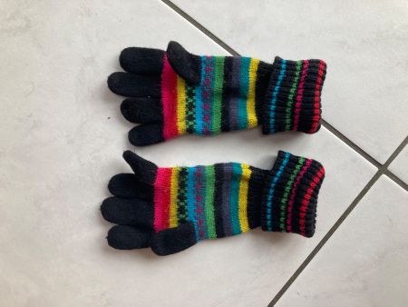 CATIMINI gants taille T4 (4/7ans)