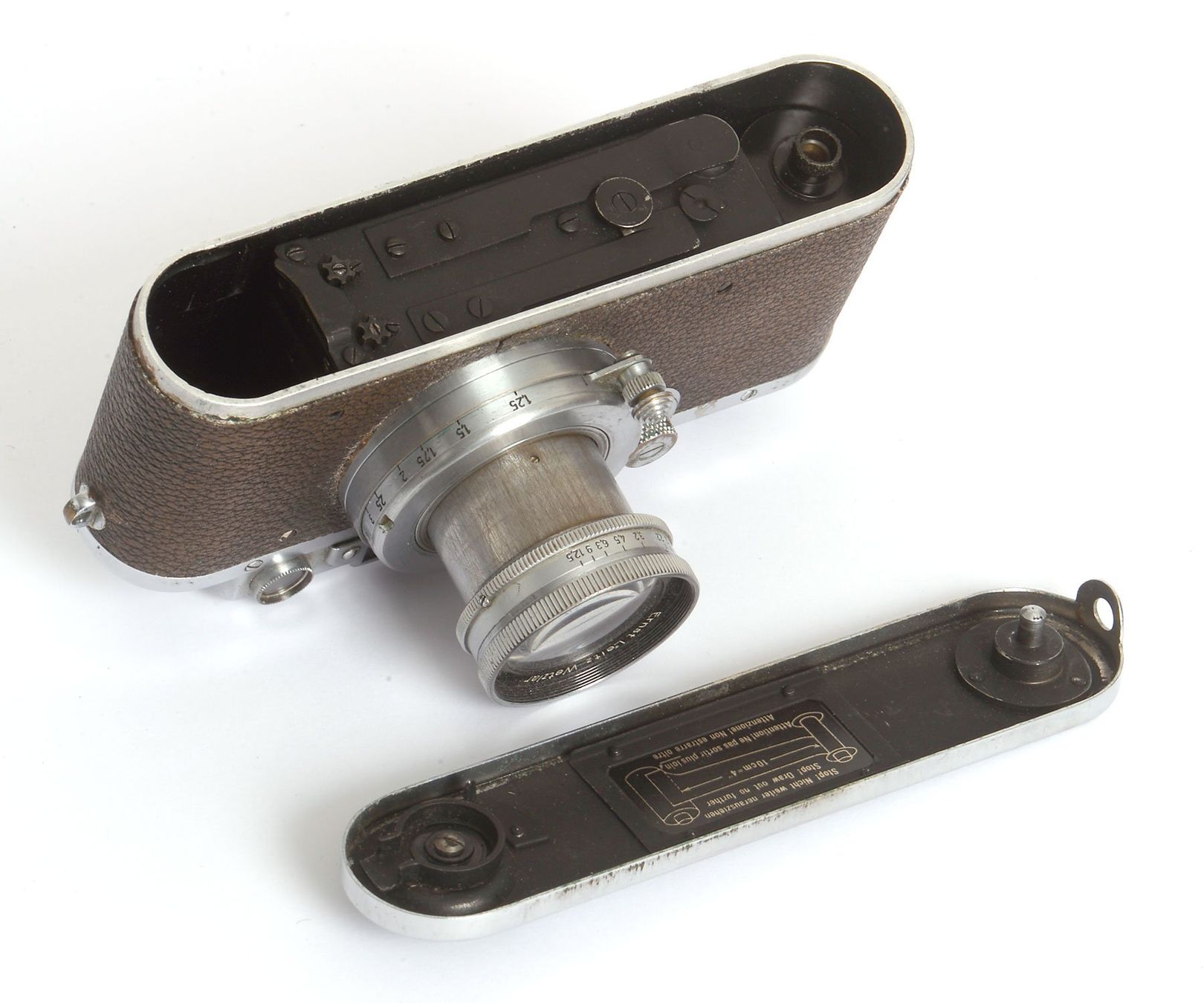 Leica Fotocamera: Leica Nr. 121028, Summar 5cm 2.0 + Deckel – Usato da Bubendorf venduto da zimmers_creativteam 3