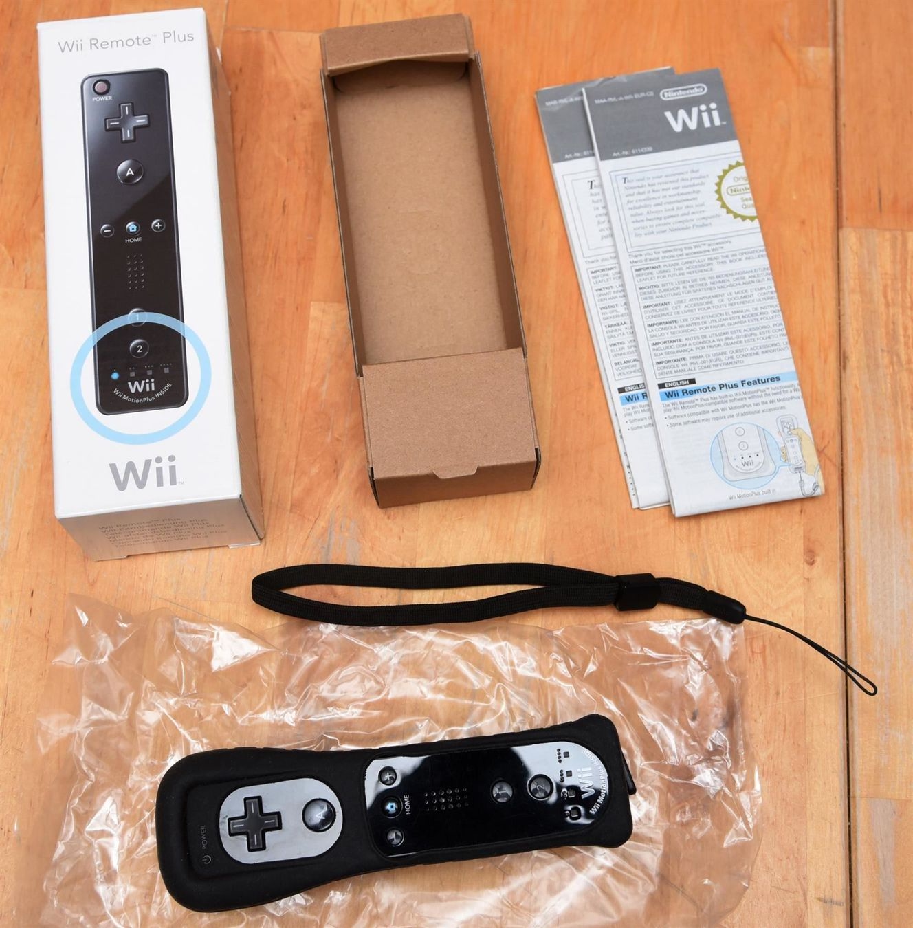 Controller: Wii Remote Plus (schwarz) – Usato da Frenkendorf venduto da gelbeZinnie