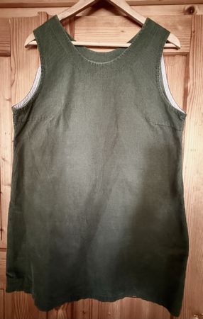 Cord Kleid, Olivgrün, Vintage, Top!