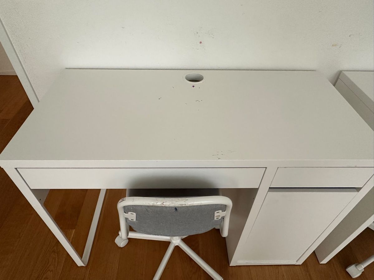 Ikea Schreibtische: IKEA MICKE desk – Gebraucht aus Küsnacht ZH von rkaramanian 1