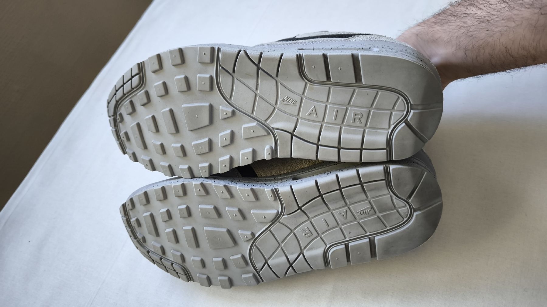 Nike Scarpe da uomo: Nike - Air Max 1 - Pure platinum gradient Toe - EU  41 – Usato da St-Prex venduto da Deetouch 6