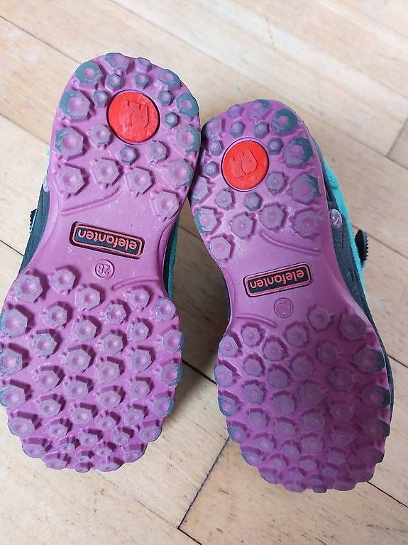 Scarpe per ragazze: Schuh – Usato da Uster venduto da kat_kzz2 1