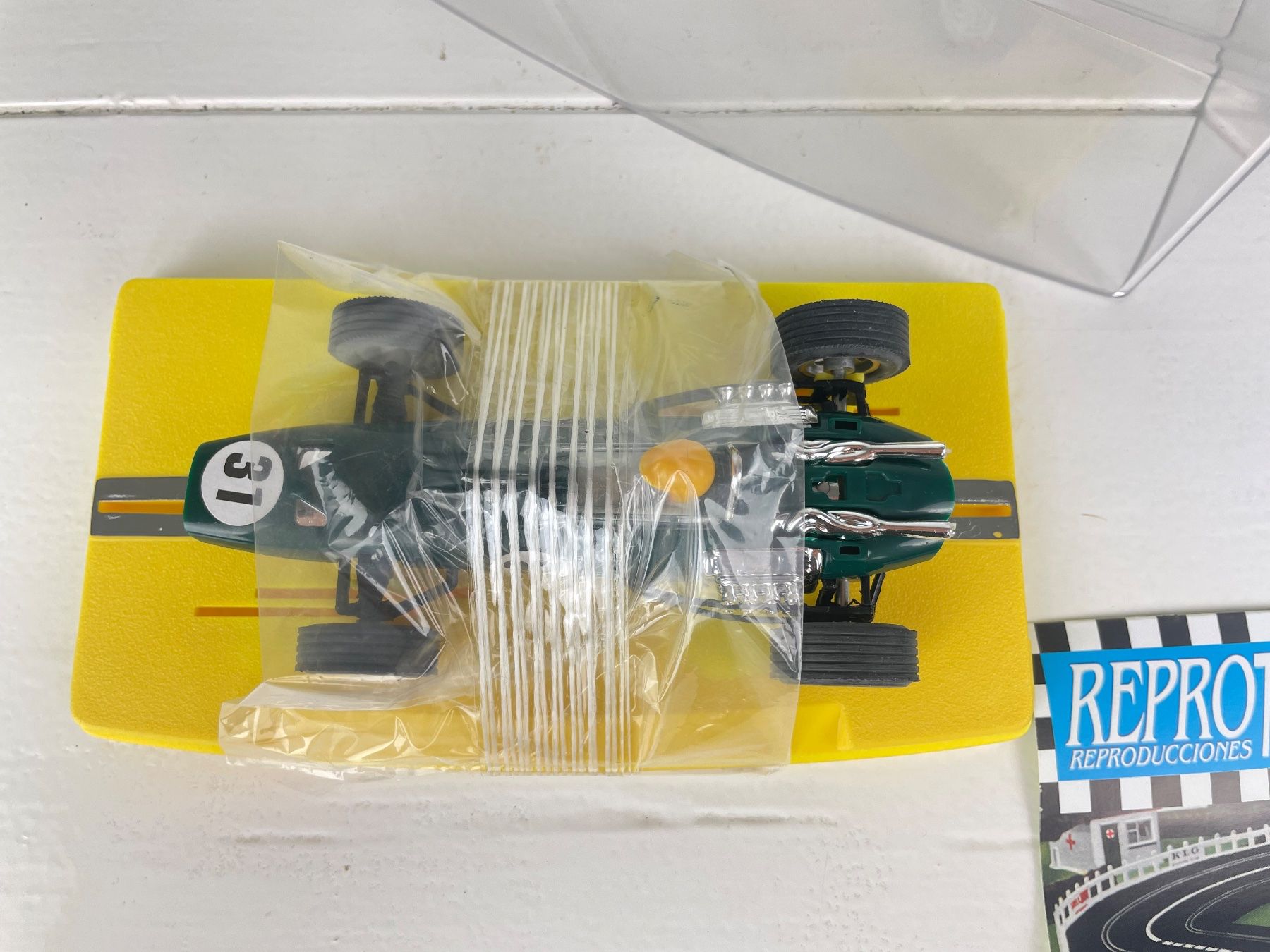 Carrera Rennbahnen: Reprotec 5037 BRM F1 Green #31 – Neu (gemäss Beschreibung) aus Genthod von lightyear63 3