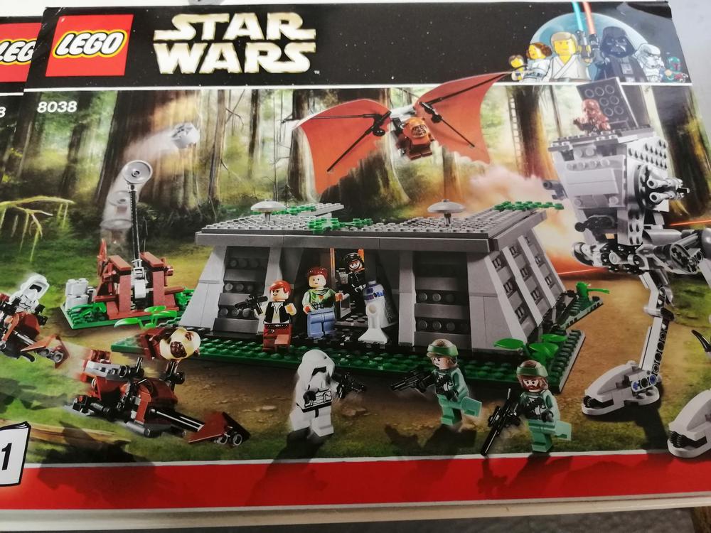 LEGO Star Wars Sets: 8038 The Battle of Endor NEW *Damaged B