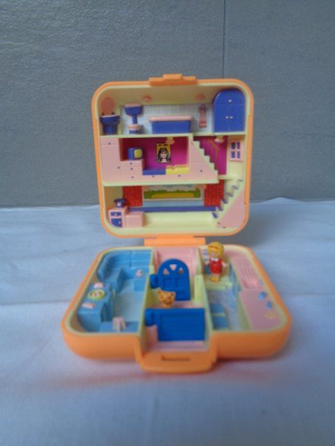 VINTAGE POLLY POCKETS House EUR 9,72 - FR